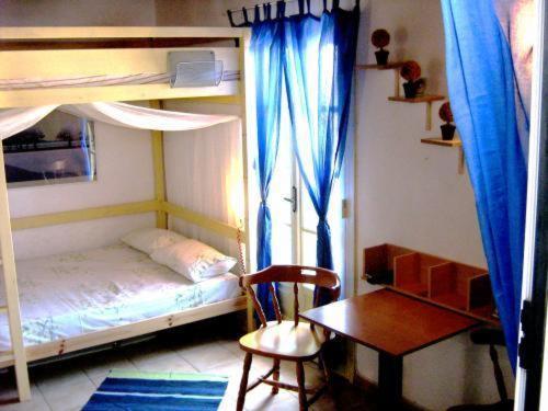 Adonis Guesthouse Batsi  Room photo