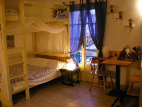 Adonis Guesthouse Batsi  Room photo