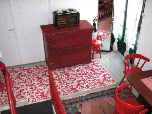 Adonis Guesthouse Batsi  Room photo
